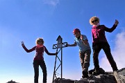 78 Pizzo Redorta (3038 m). autoscatto 